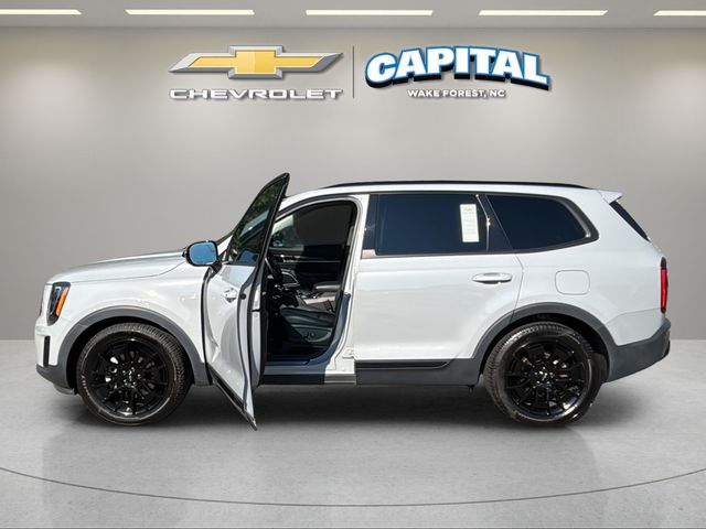 Used 2022 Gray Kia SX image 10