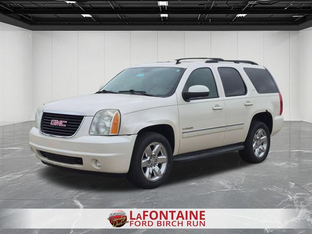 White Diamond Clearcoat 2013 GMC Yukon SUV / Crossover Four-Wheel Drive 6-Speed Automatic Overdrive