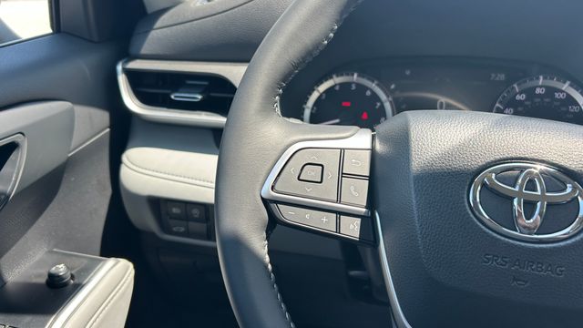 New 2026 Toyota Highlander SUV