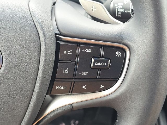 2025 Lexus ES 350:46335A1