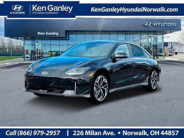 Onyx Black 2025 Hyundai Ioniq 6 SEL AWD Sedan All-Wheel Drive 1-Speed Automatic