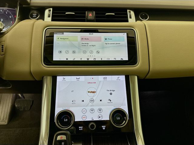 Thumbnail: 2020 Land Rover Range Rover Sport - 15