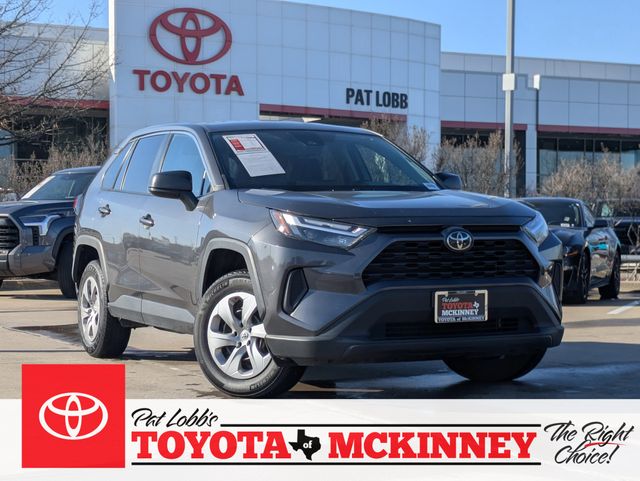 2024 Toyota RAV4 LE FWD