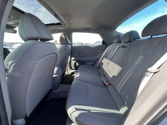 HyundaiElantra8