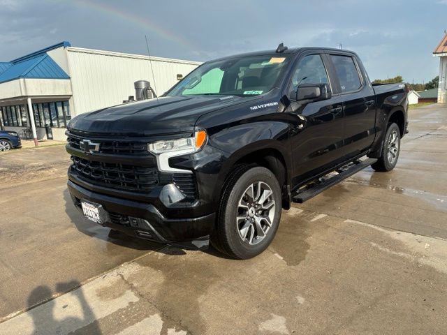 Used 2022 Black Chevrolet RST image 3