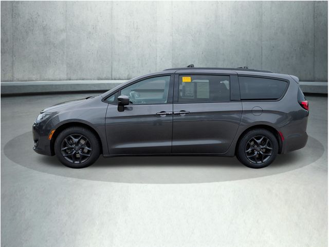 Used 2019 Chrysler Pacifica Van