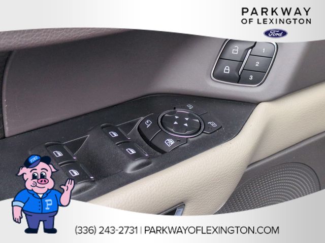 Used 2018 Blue Ford Limited image 13