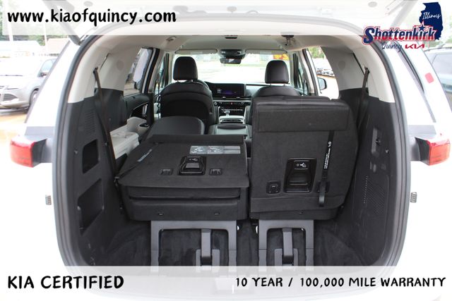 Used 2024 Kia Carnival Van