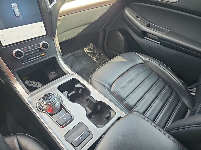 Used 2024 White Ford SEL image 25
