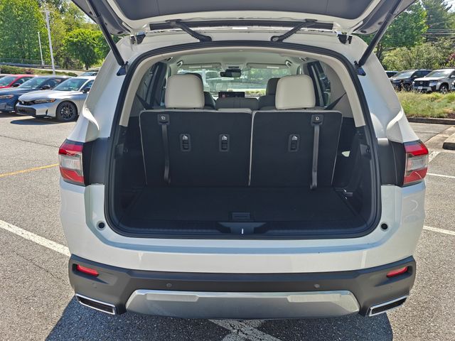 new 2026 Honda Pilot car, priced at $50,190
