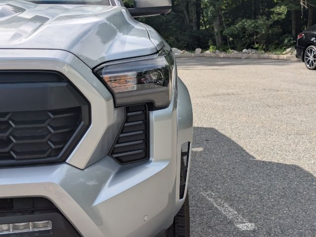 2024 Toyota Tacoma TRD Sport 12