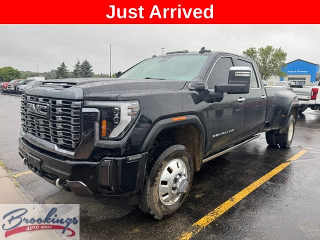 Black 2024 GMC Sierra 3500HD Pickup Truck Four-Wheel Drive Automatic