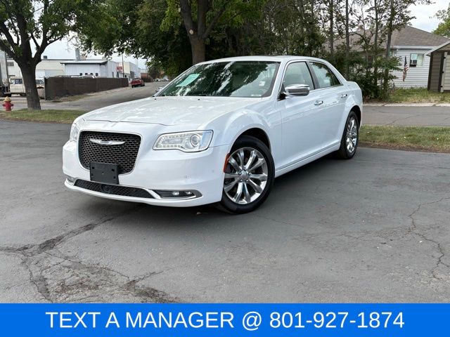 White (Ivory Tri-Coat Pearl) 2016 Chrysler 300 C AWD Sedan All-Wheel Drive 8-Speed Automatic