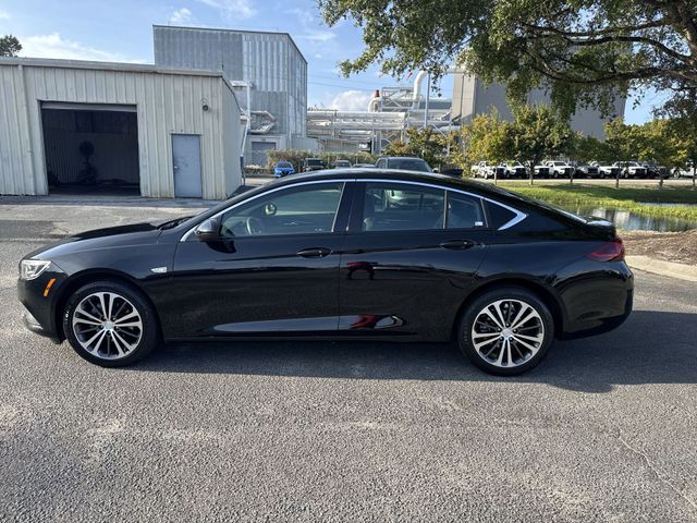 Used 2018 Black Buick Essence image 8