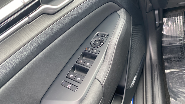 New 2026 Blue Kia X-Line image 21