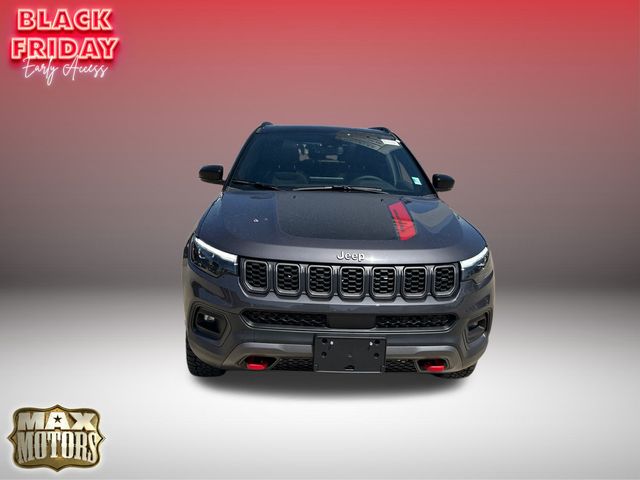 2024 Jeep Compass Trailhawk 2