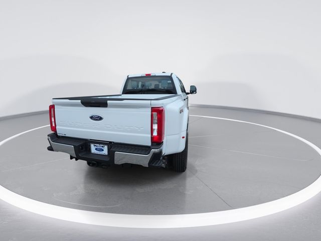 New 2026 Oxford White Ford F-350® XL image 8
