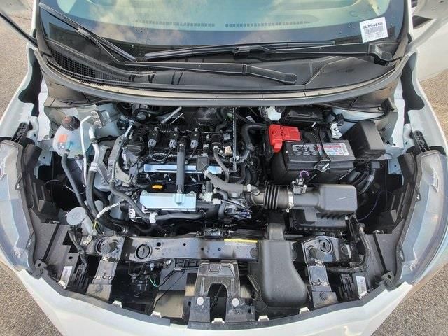 New 2025 White Nissan 1.6 SV image 9