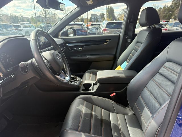 View vehicle photo 5