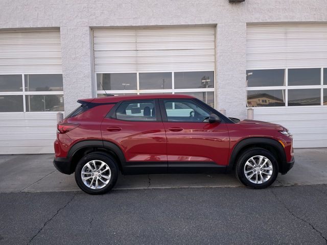 Apex Red 2026 Chevrolet Trailblazer SUV / Crossover Four-Wheel Drive 9-Speed Automatic