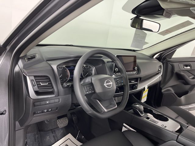 2025 Gun Metallic Nissan Rogue SV FWD SUV