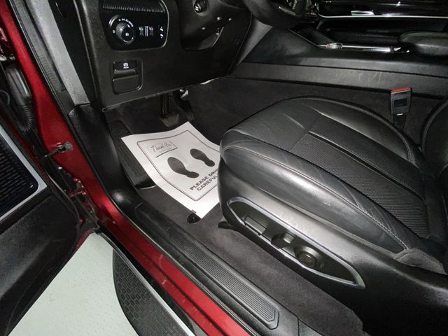 Used 2022 Red Jeep Series III image 12