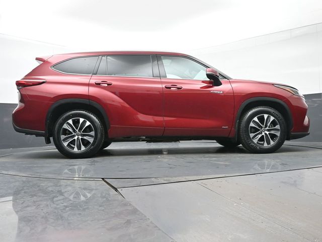 2021 Toyota Highlander Hybrid XLE 27