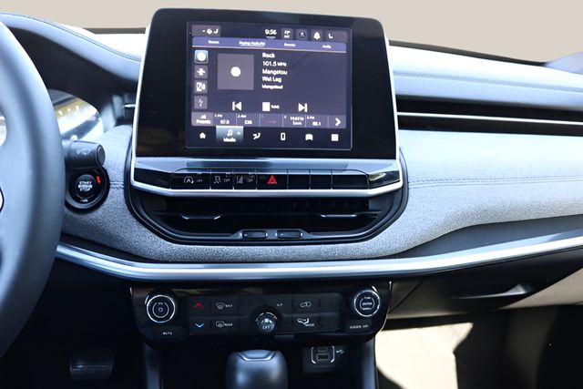 Used Car 2025 Jeep Compass  Latitude For Sale Under $25,000 In Austin, Texas