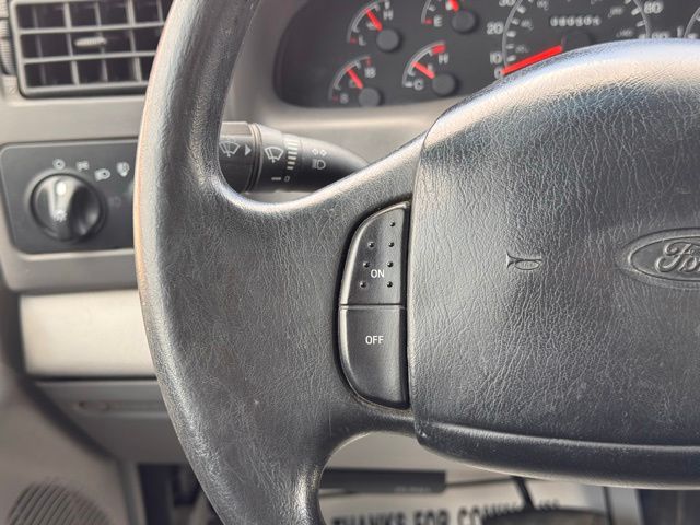 2001 Ford F-250 Super Duty XLT