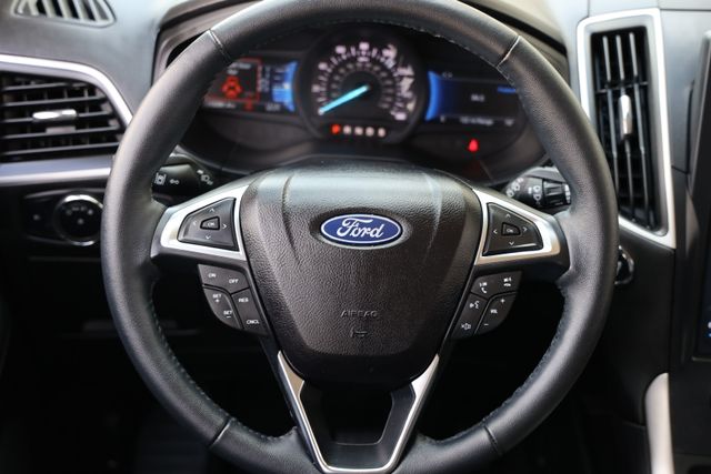 2023 Ford Edge SEL Black at Toyota of Victoria