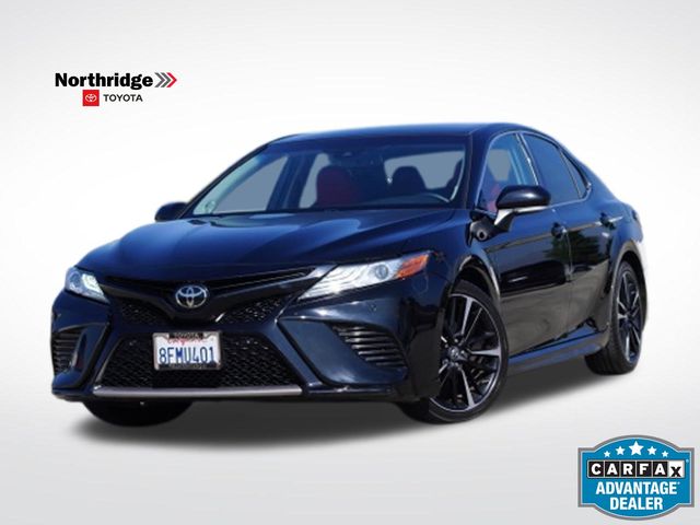 Midnight Black Metallic 2018 Toyota Camry Sedan Front-Wheel Drive 8-Speed Automatic