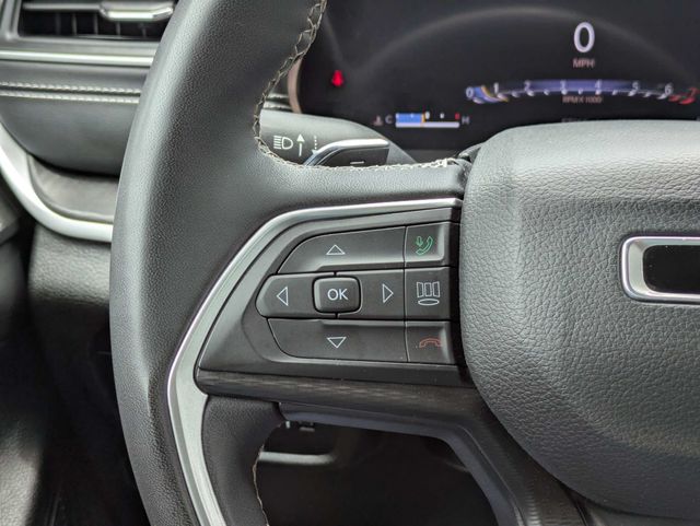 2023 Jeep Grand Cherokee L Altitude 4x4