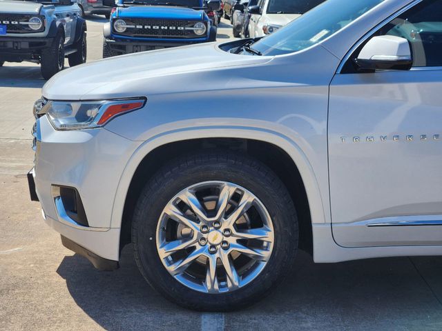 2018 Iridescent Pearl Tricoat Chevrolet Traverse High Country AWD SUV