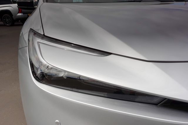 New 2027 Toyota Prius Plug-in Hybrid Sedan