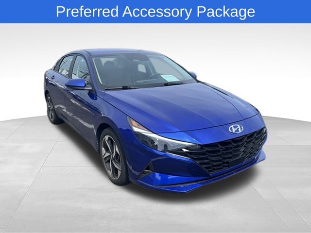 Intense Blue 2023 Hyundai Elantra SEL FWD Sedan Front-Wheel Drive Continuously Variable Transmission