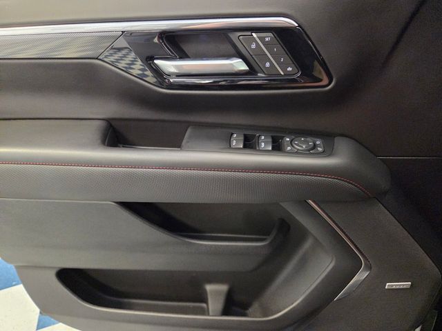 Used 2025 Black Chevrolet RST image 27