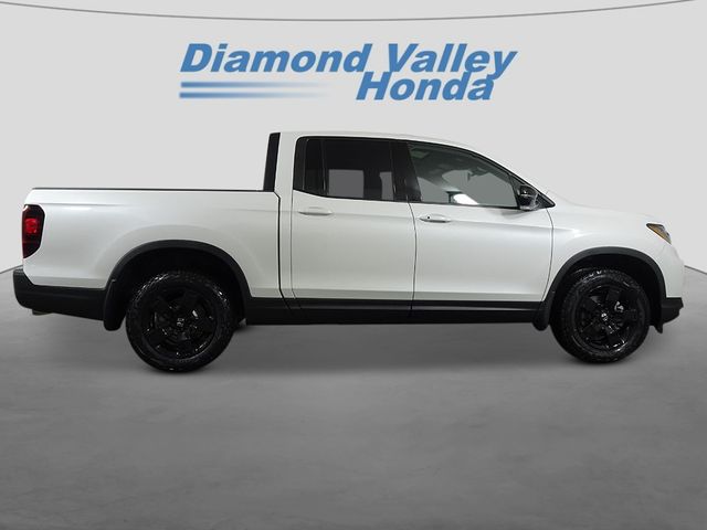 2025 Honda Ridgeline Black Edition 2