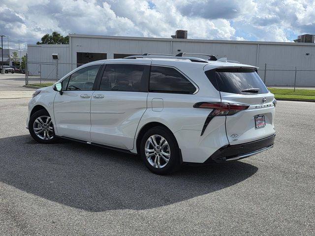 Used 2024 Toyota Sienna Van