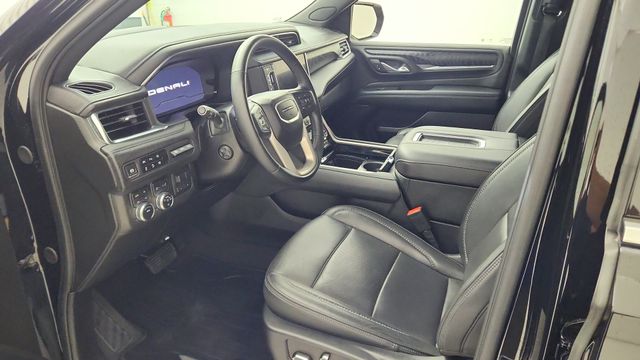 2024 GMC Yukon XL Denali Black at River Oaks CDJR
