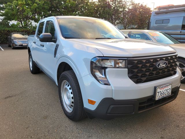 2026 Ford Maverick Blanco (Space White Metallic) Camioneta Tracción delantera Transmisión variable continua