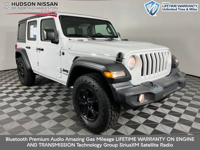 Bright White Clearcoat 2022 Jeep Wrangler SUV / Crossover Four-Wheel Drive 8-Speed Automatic
