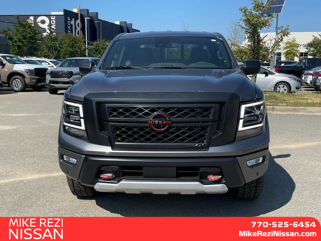 2024 Nissan Titan PRO-4X 6