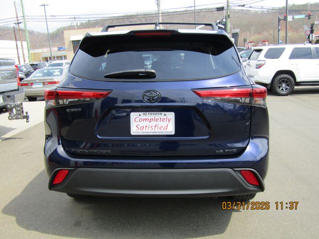 used 2022 Toyota Highlander car, priced at $29,499