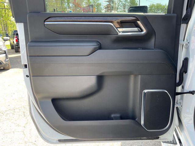 2024 GMC Sierra 2500HD SLE - Summit White exterior view 8
