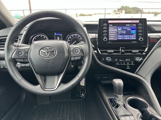 2024 Toyota Camry SE 7