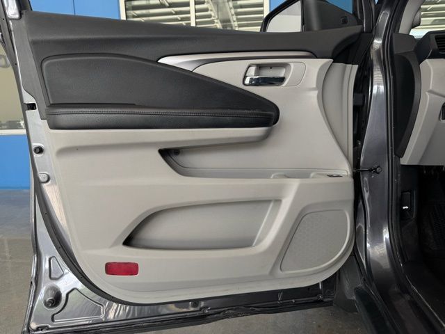2021 Honda Pilot EX photo