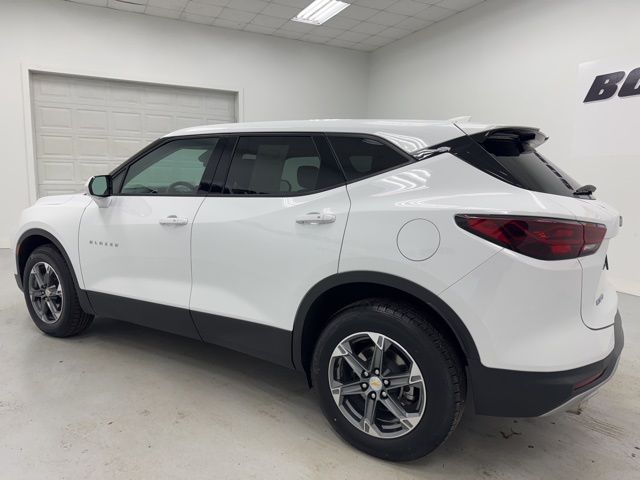 used 2025 Chevrolet Blazer car, priced at $27,548