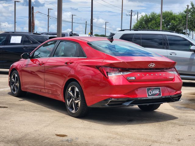 2021 Hyundai Elantra Limited - 4