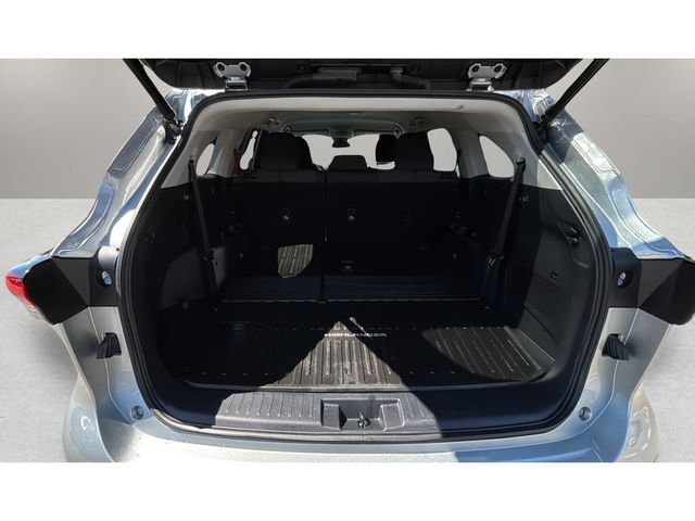 Used 2023 Silver Toyota LE image 31