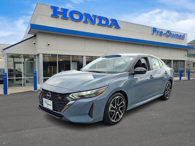 Atlantic Gray/Super Black 2025 Nissan Sentra SR FWD Sedan Front-Wheel Drive Continuously Variable Transmission